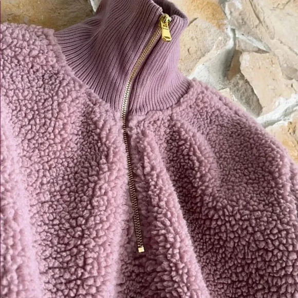 For The Republic Mauve Sherpa Zip up Pull over - Picture 6 of 9